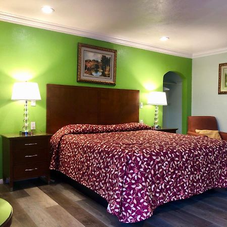 La Petite Rouge Motel Сан Диего Екстериор снимка