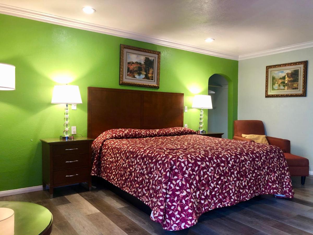 La Petite Rouge Motel Сан Диего Екстериор снимка