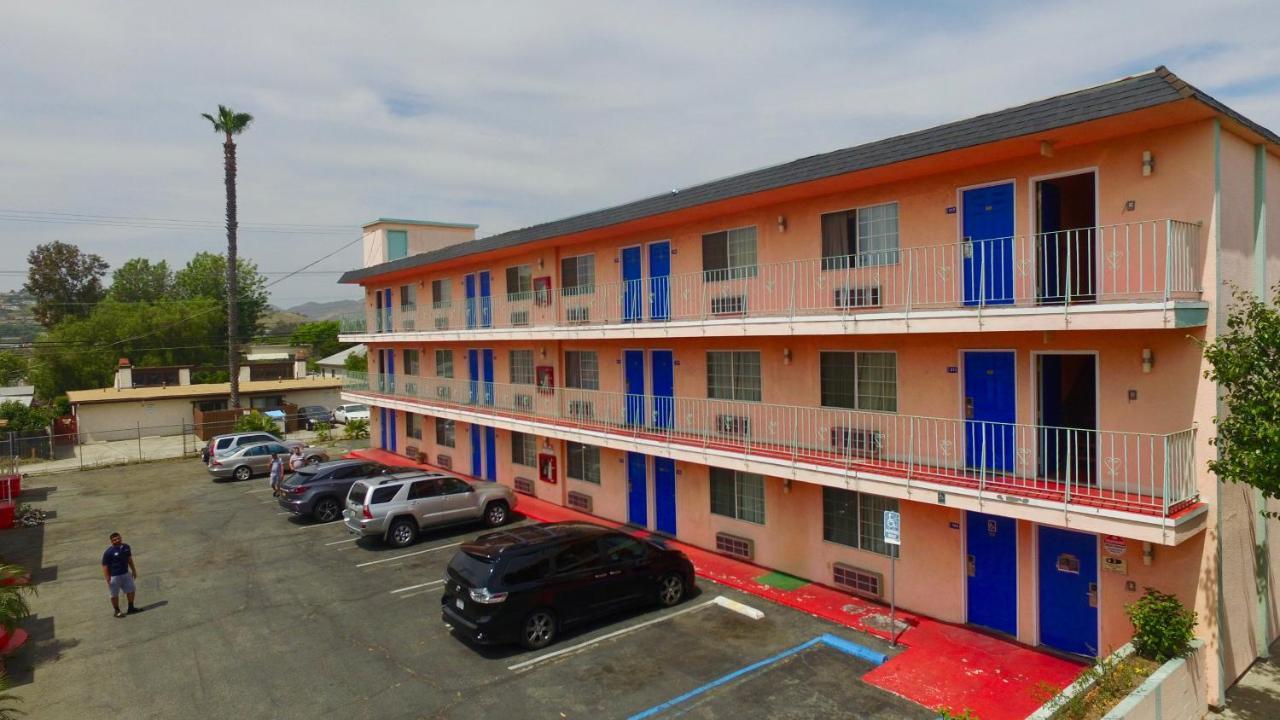 La Petite Rouge Motel Сан Диего Екстериор снимка
